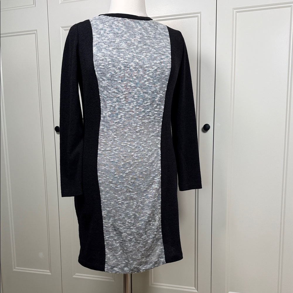 AGB Black and Gray Long Sleeve Knit Dress